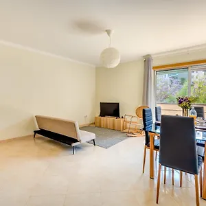 https://apartamento-luminoso-proximo-da-praia-e-da-marina.hotelaalgarve.com
